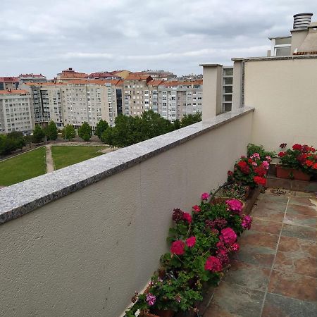 Ferienwohnung Duplex Amplio,Parking Wifi, 2 Terrazas, Bien Conectado Con Playas, Zona Segura Vigo Exterior foto