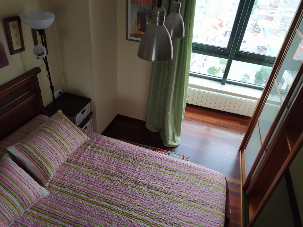 Ferienwohnung Duplex Amplio,Parking Wifi, 2 Terrazas, Bien Conectado Con Playas, Zona Segura Vigo Exterior foto
